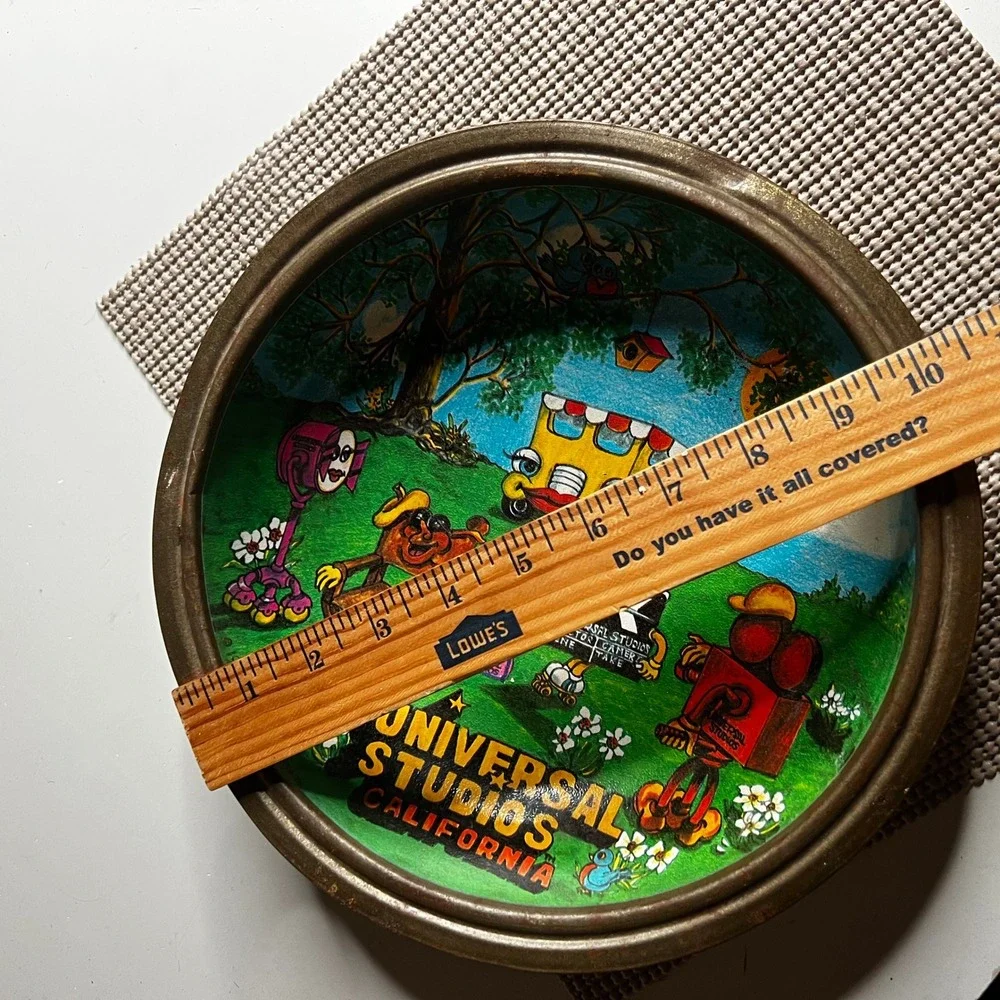 Vintage 1980 Universal Studios California Souvenir Tin Bowl Cartoon Characters